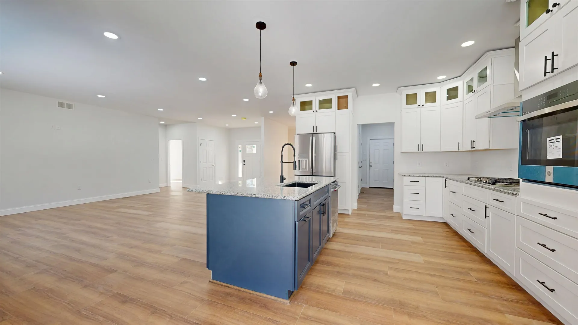 236 Leos Lane Georgia VT 05478