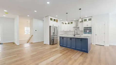 236 Leos Lane Georgia VT 05478