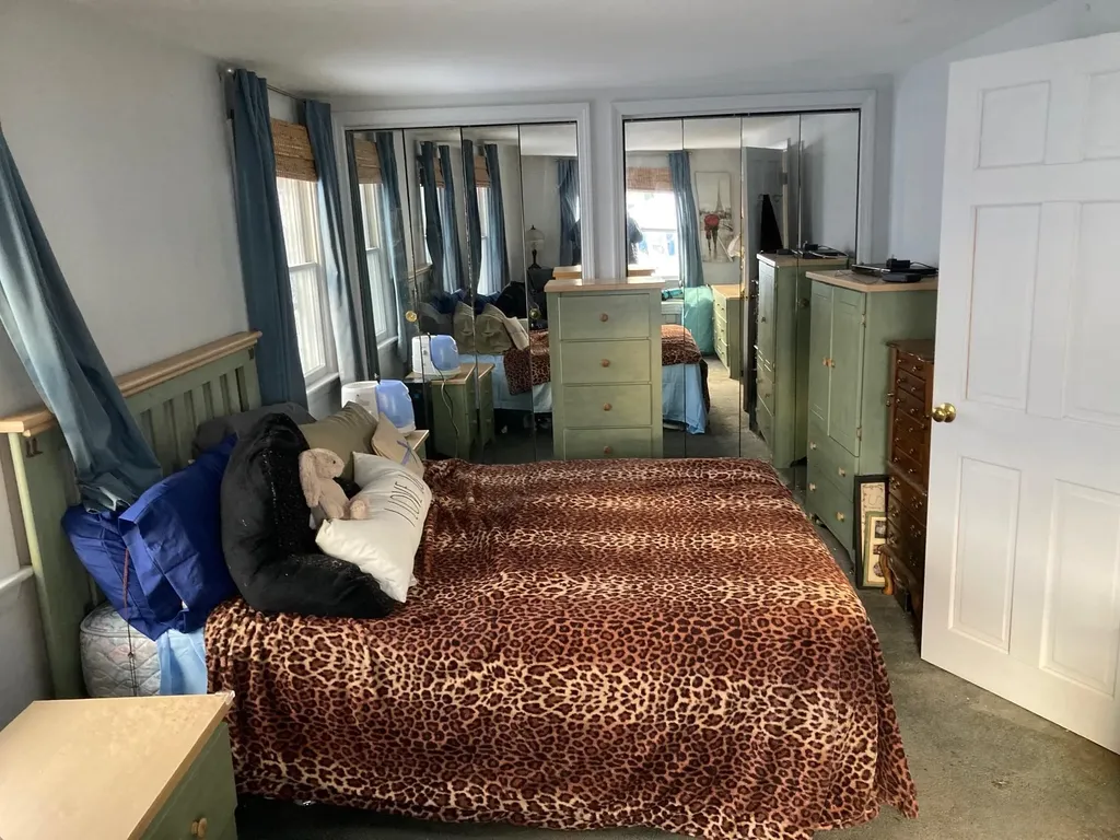 20 Campton Street Hampton NH 03842