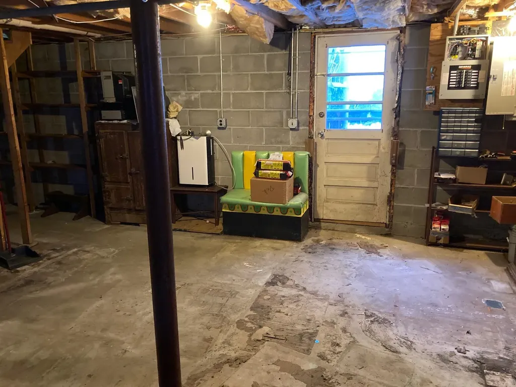 20 Campton Street Hampton NH 03842