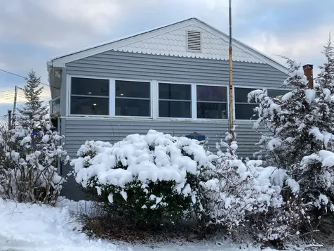 20 Campton Street Hampton NH 03842