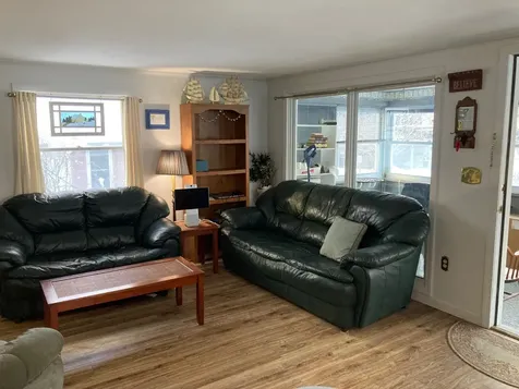 20 Campton Street Hampton NH 03842