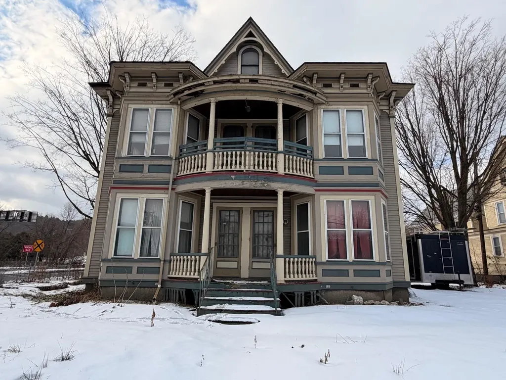 372 N Main Street Barre City VT 05641