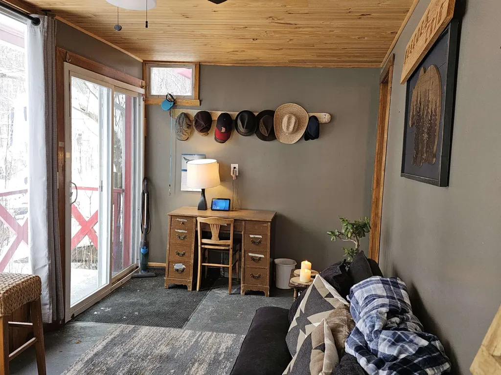 17 Second Street Gorham NH 03581