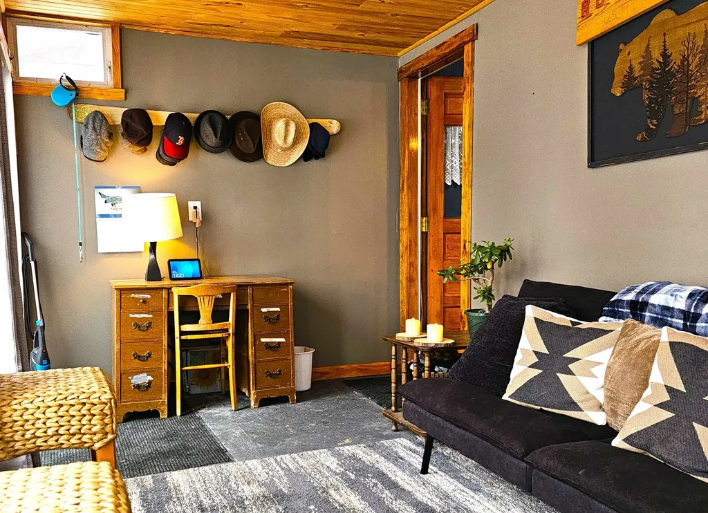 17 Second Street Gorham NH 03581