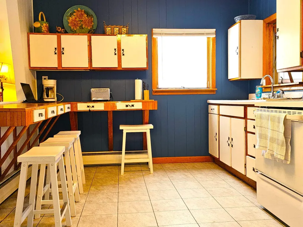 17 Second Street Gorham NH 03581