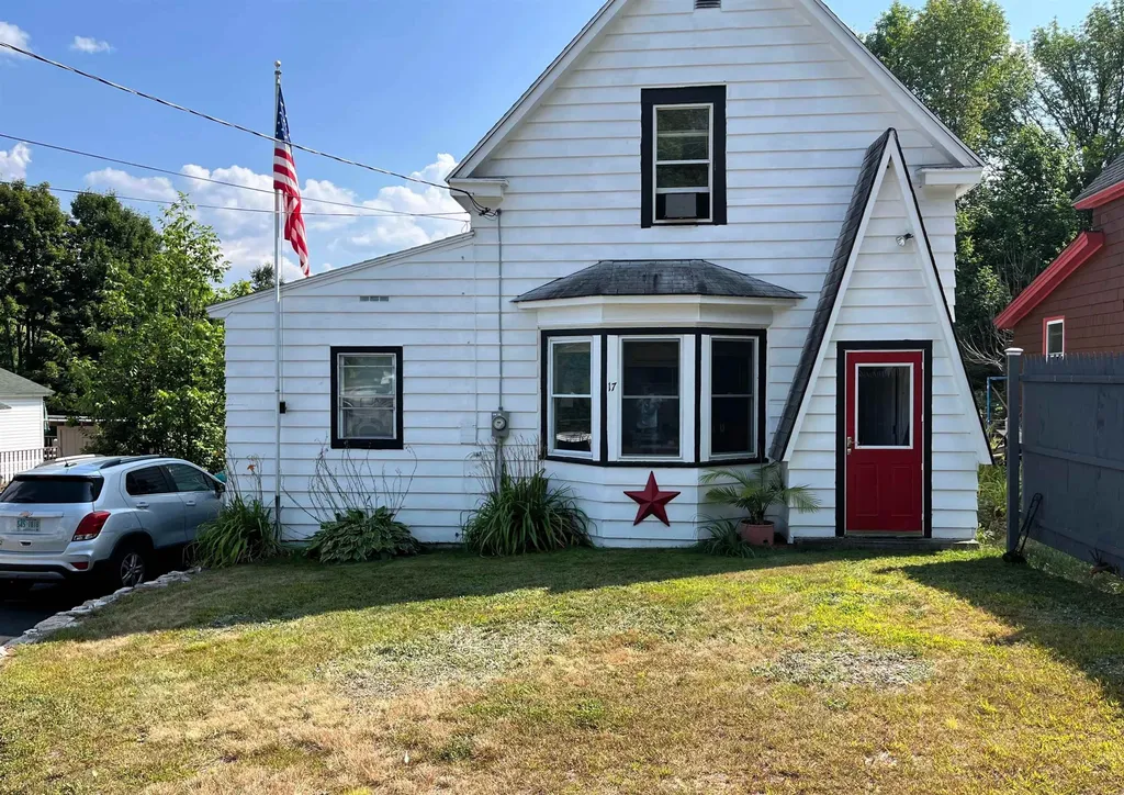 17 Second Street Gorham NH 03581