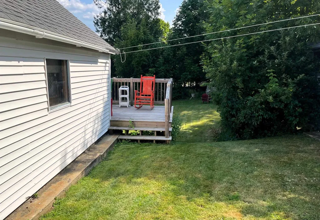 17 Second Street Gorham NH 03581