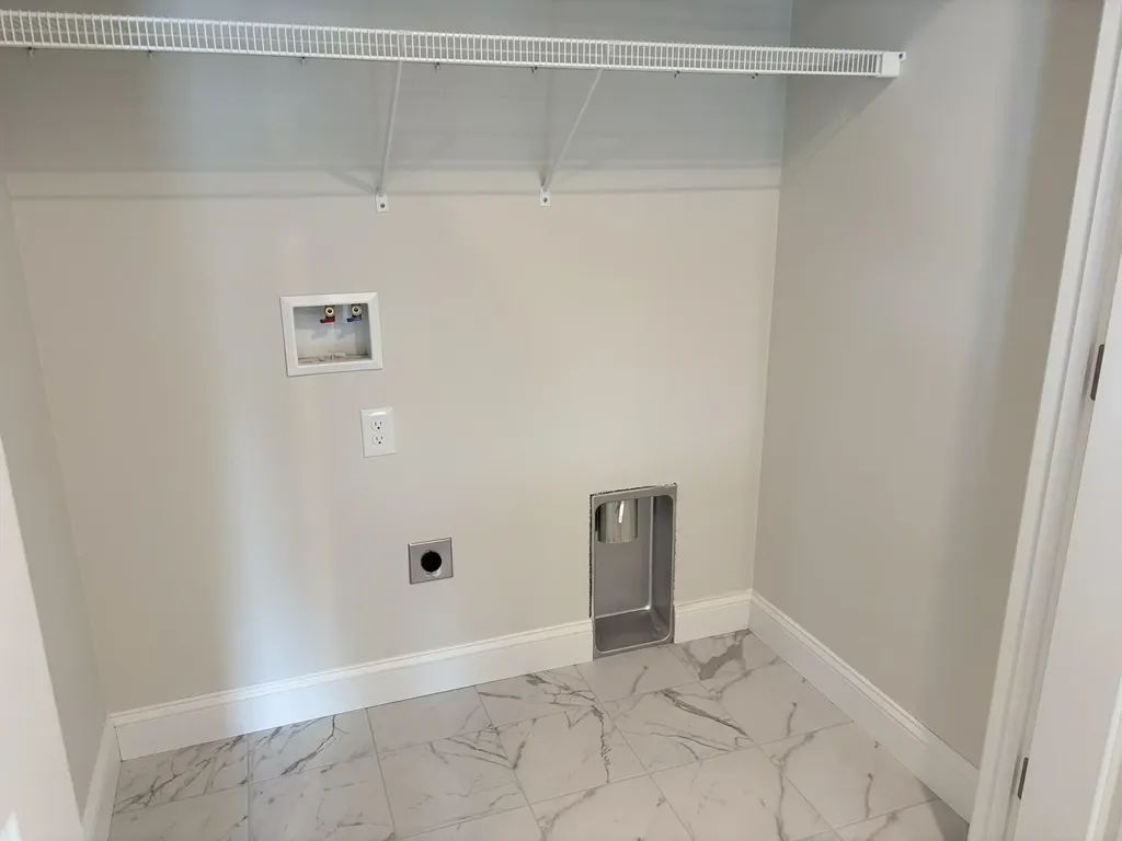 19 Woodmans Lane Peterborough NH 03458