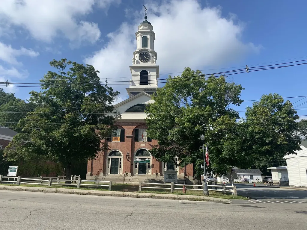 19 Woodmans Lane Peterborough NH 03458