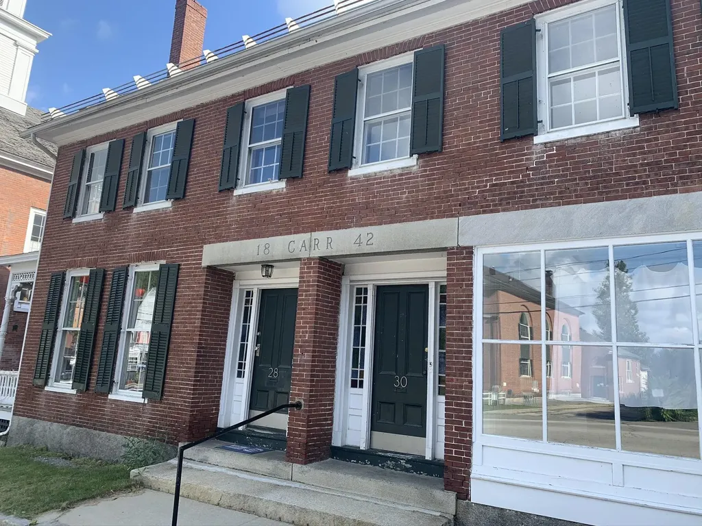 19 Woodmans Lane Peterborough NH 03458