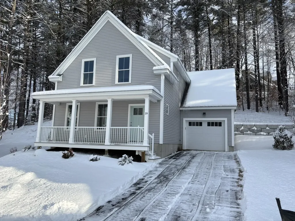 19 Woodmans Lane Peterborough NH 03458