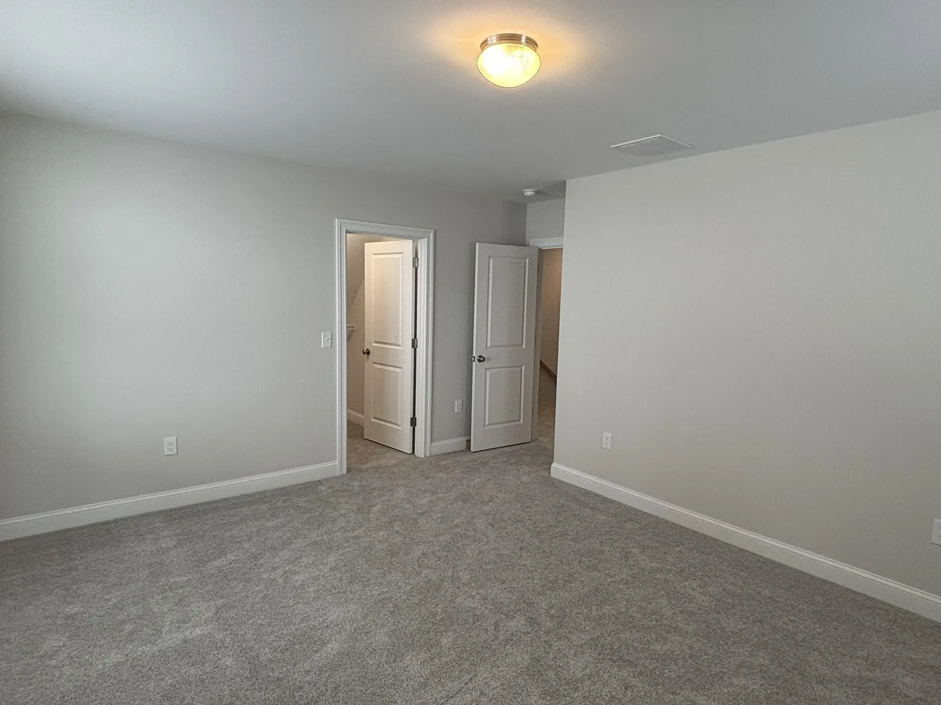 19 Woodmans Lane Peterborough NH 03458