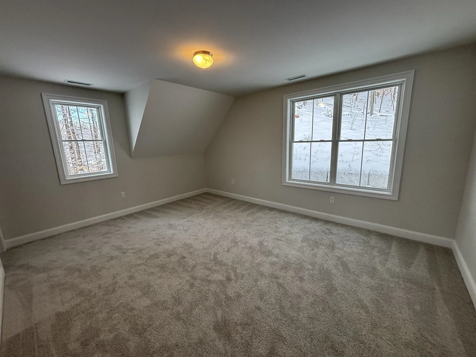 19 Woodmans Lane Peterborough NH 03458