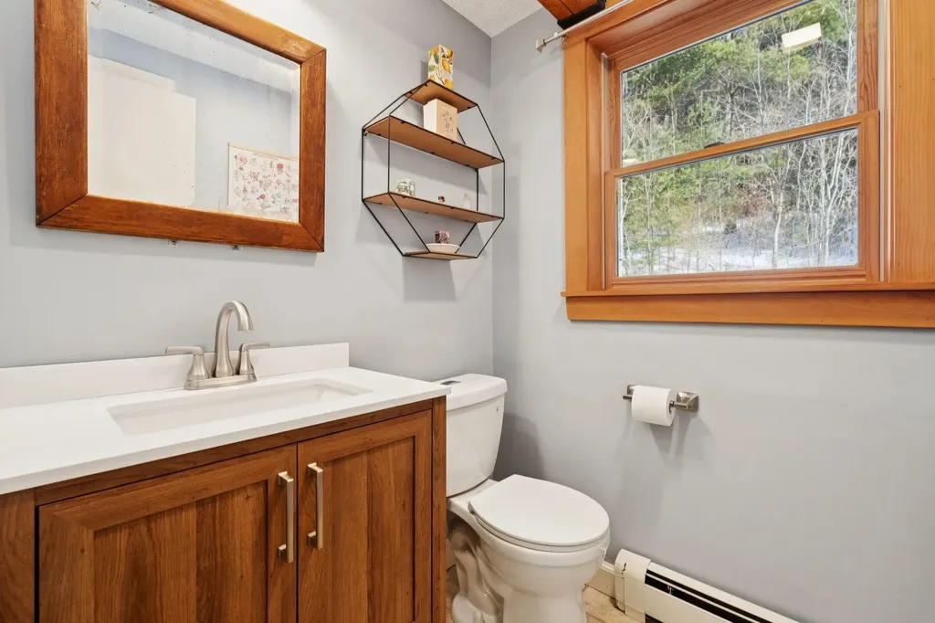 8 Laclair Drive Cornish NH 03745