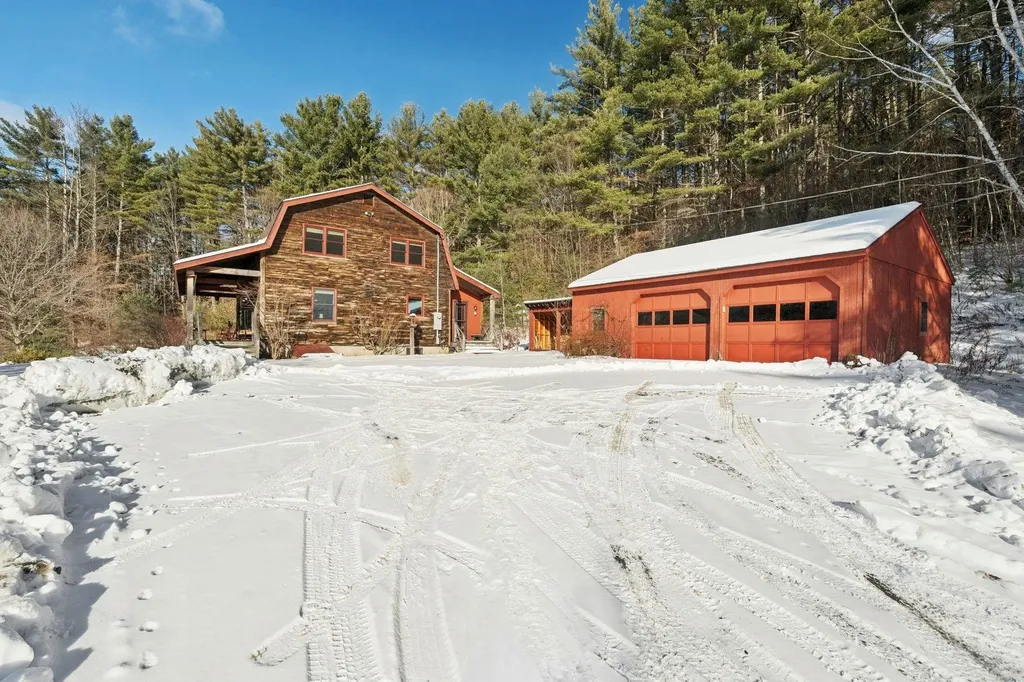 8 Laclair Drive Cornish NH 03745
