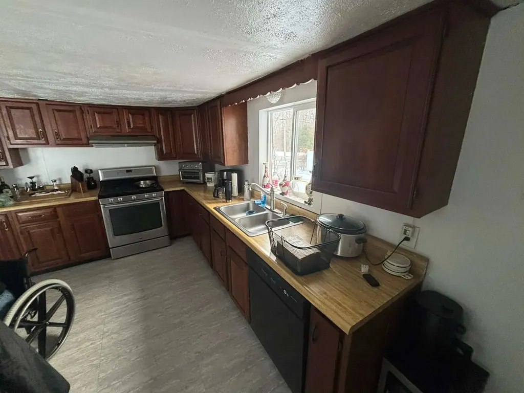 257 Exeter Road Epping NH 03042