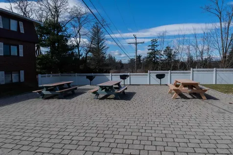 535 Calef Road Manchester NH 03103