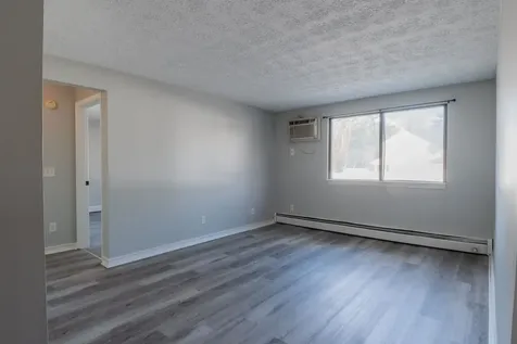 535 Calef Road Manchester NH 03103