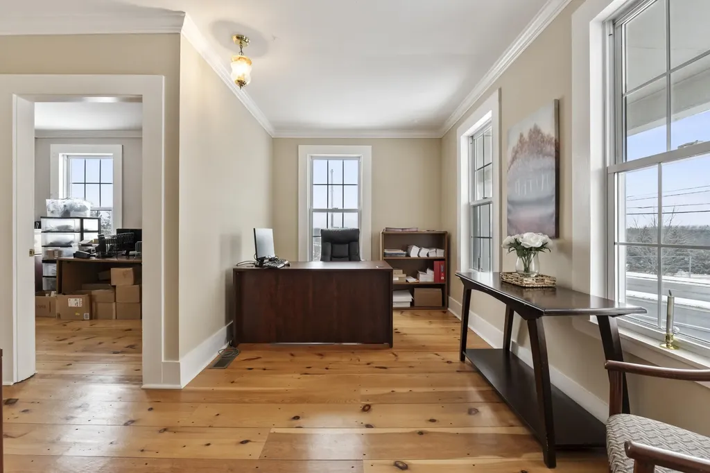 2204 Woodbury Avenue Newington NH 03801