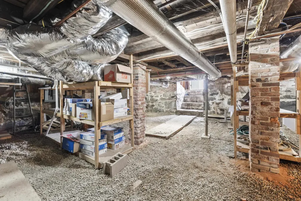 2204 Woodbury Avenue Newington NH 03801