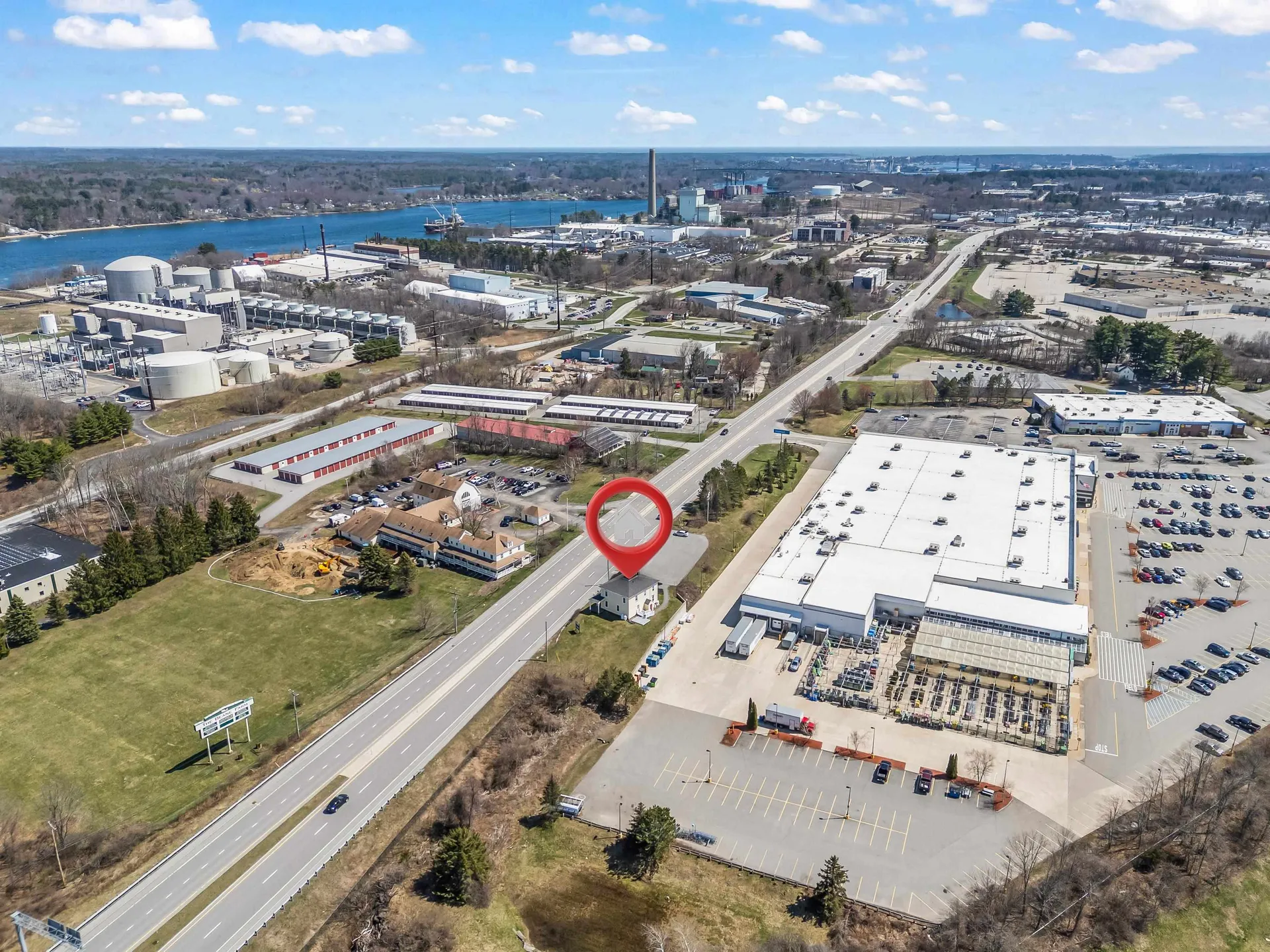 2204 Woodbury Avenue Newington NH 03801