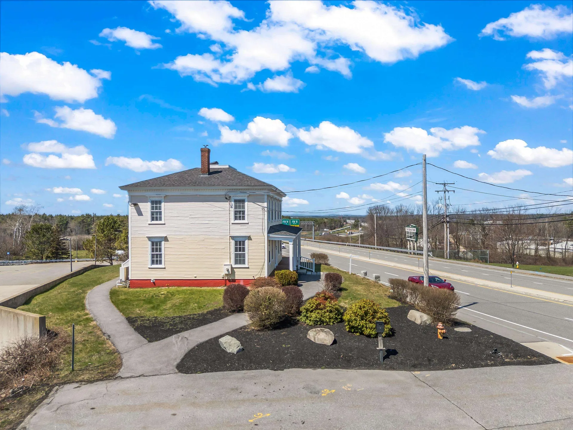 2204 Woodbury Avenue Newington NH 03801