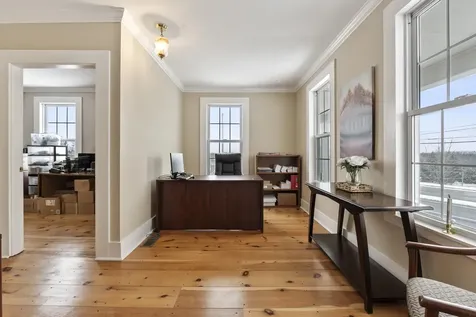 2204 Woodbury Avenue Newington NH 03801