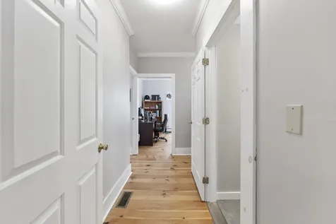 2204 Woodbury Avenue Newington NH 03801