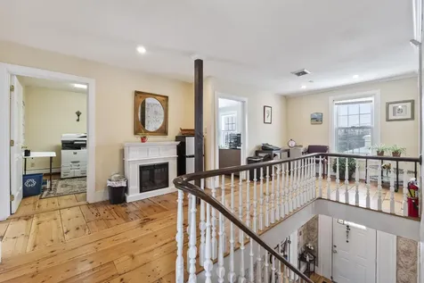 2204 Woodbury Avenue Newington NH 03801