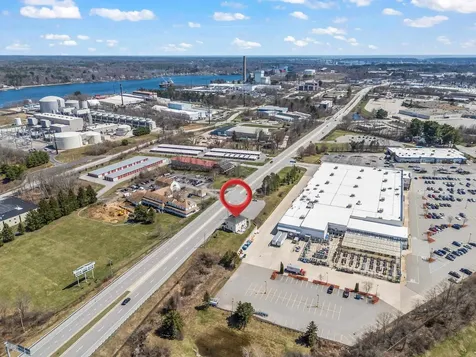2204 Woodbury Avenue Newington NH 03801