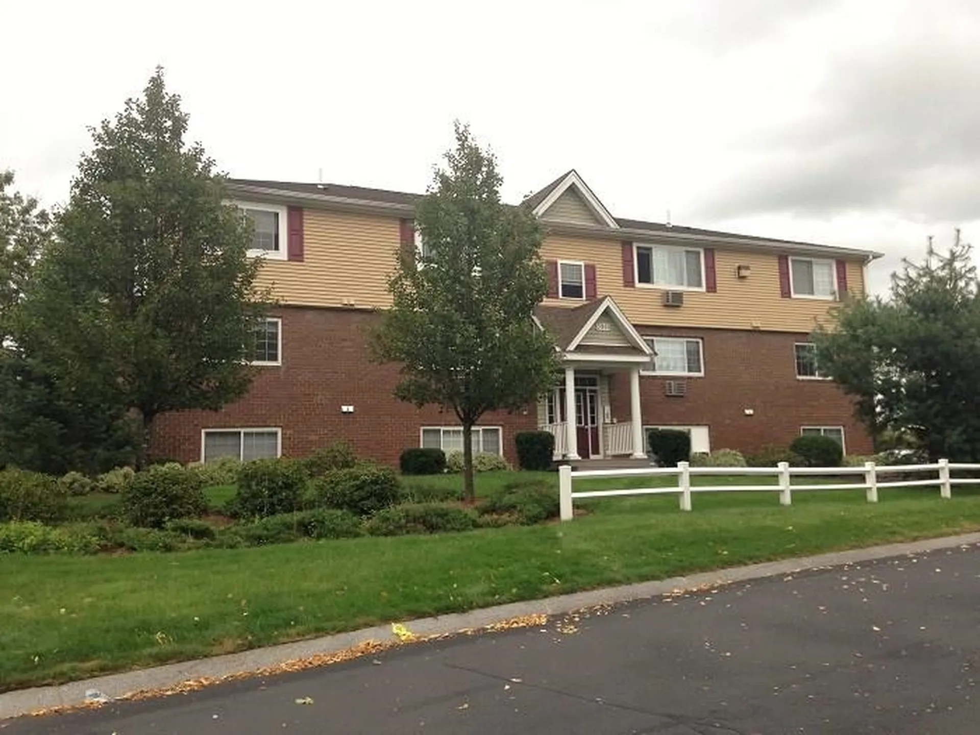 3961 Old Brown Avenue Manchester NH 03103