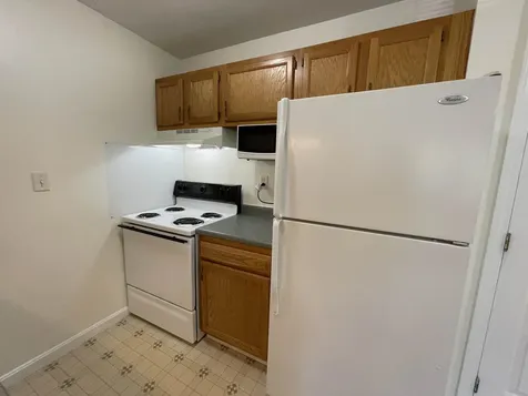 3961 Old Brown Avenue Manchester NH 03103