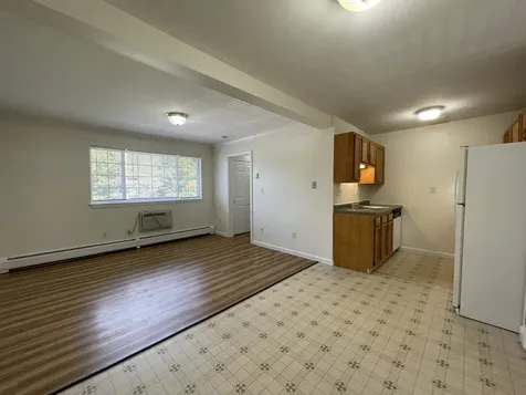 3961 Old Brown Avenue Manchester NH 03103