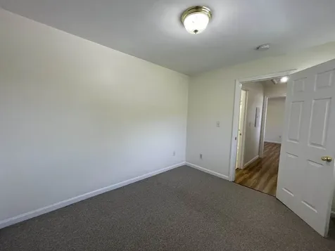 3961 Old Brown Avenue Manchester NH 03103