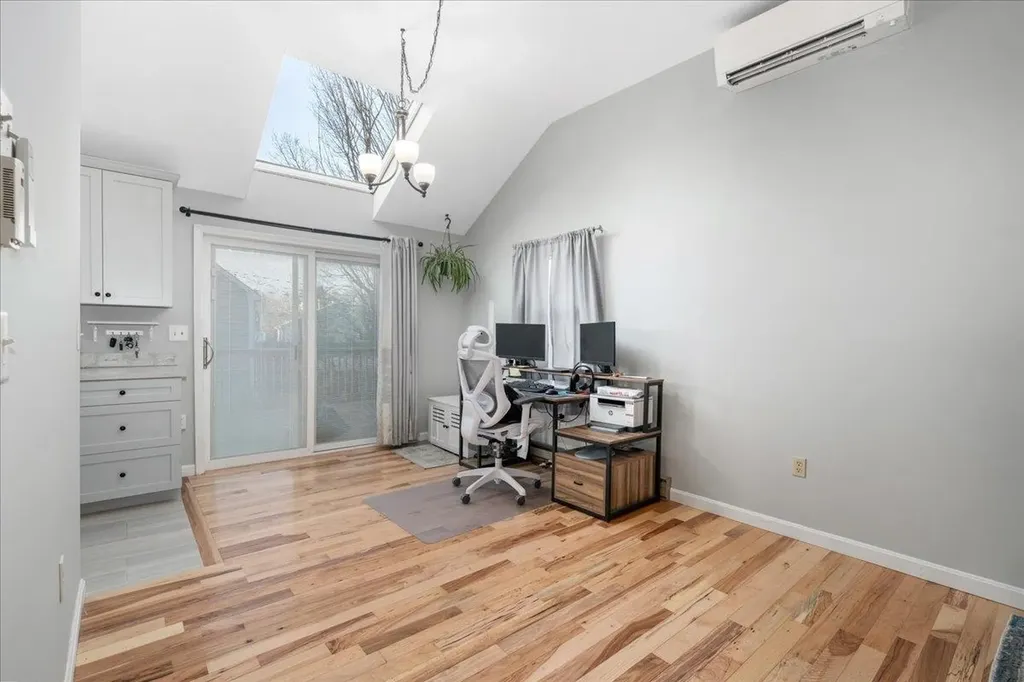 30 Perkins Street Milford NH 03055