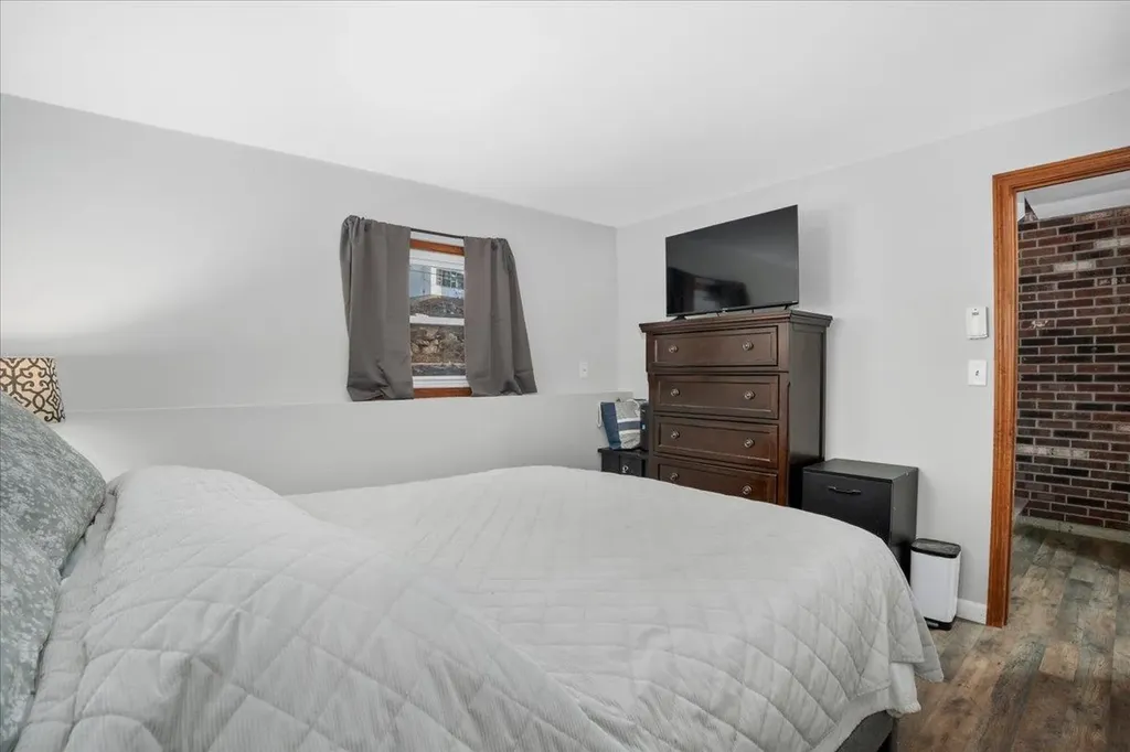 30 Perkins Street Milford NH 03055