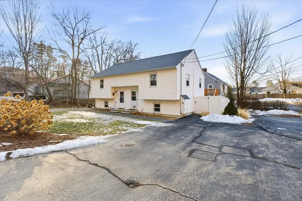 30 Perkins Street Milford NH 03055