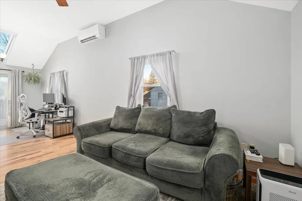 30 Perkins Street Milford NH 03055