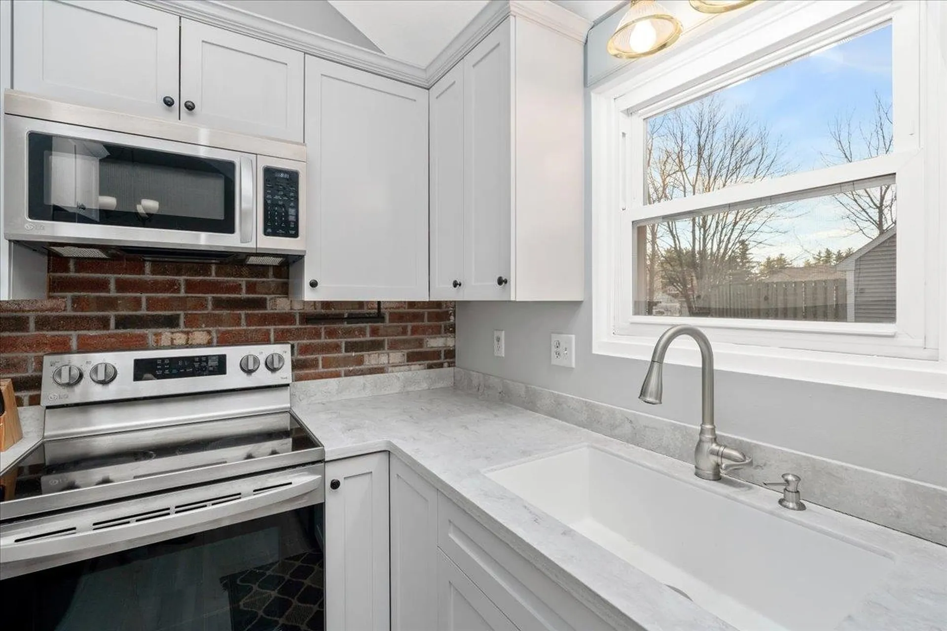 30 Perkins Street Milford NH 03055