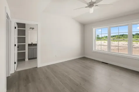 435 Commodore Drive Vergennes VT 05491