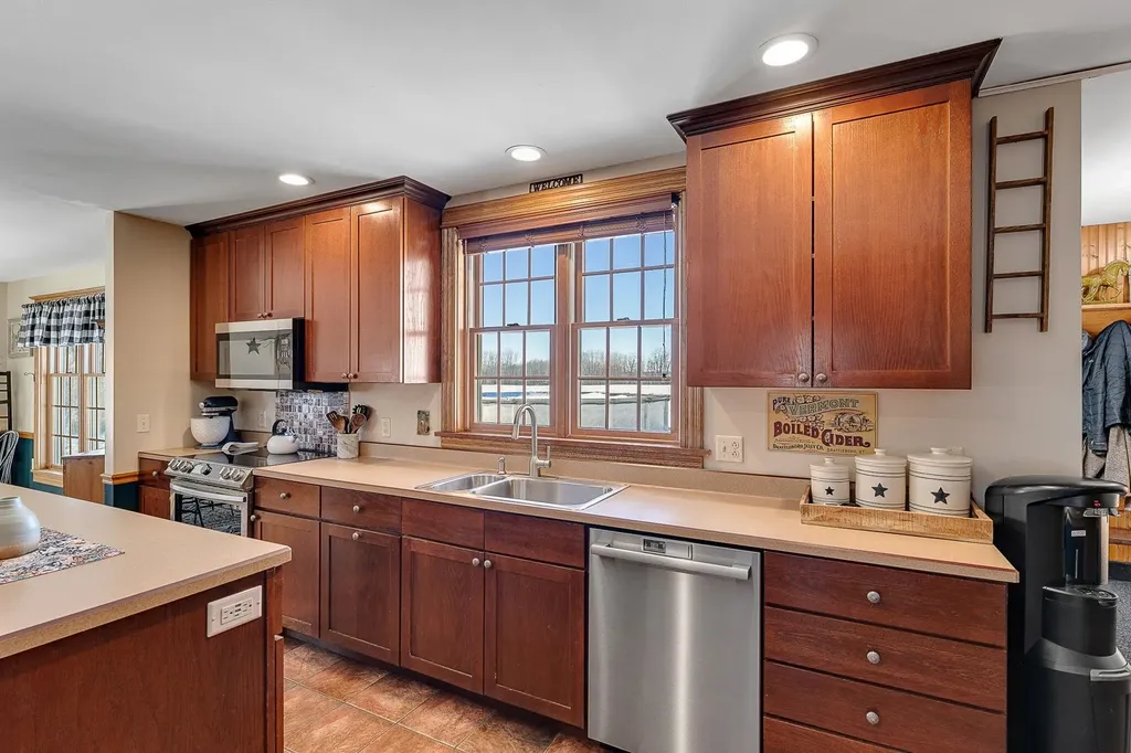 61 Campbell Bay Road Swanton VT 05488