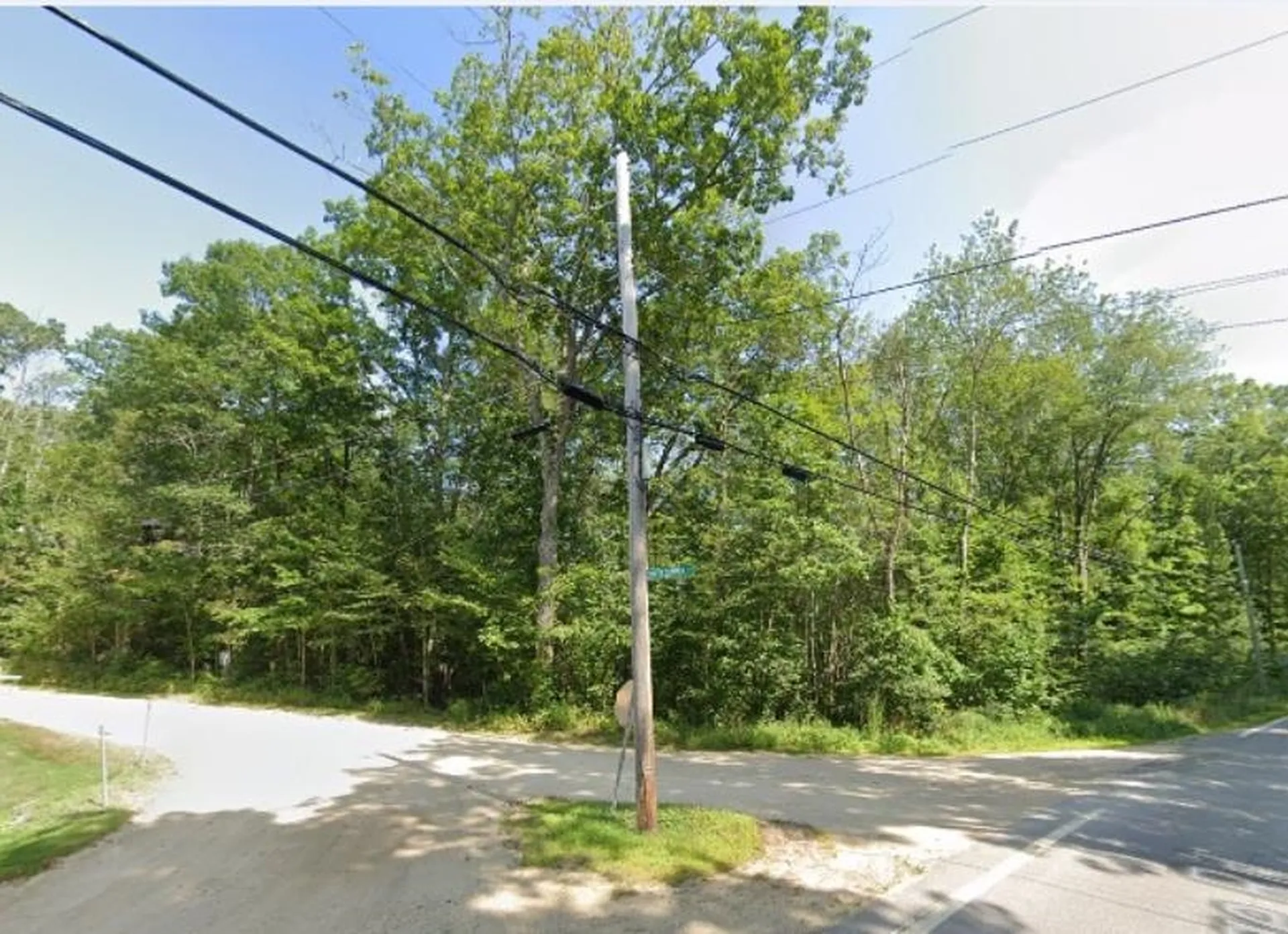 152 S Summer Street Nottingham NH 03290