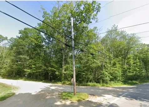 152 S Summer Street Nottingham NH 03290