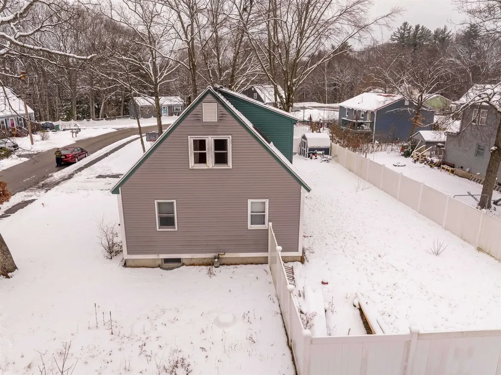 7 Kim Lane Rochester NH 03867