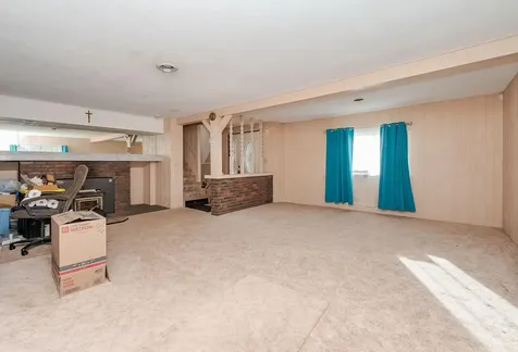 731 Hilldale Avenue Haverhill MA 01832