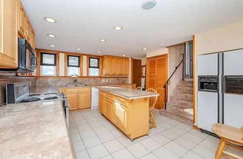 731 Hilldale Avenue Haverhill MA 01832