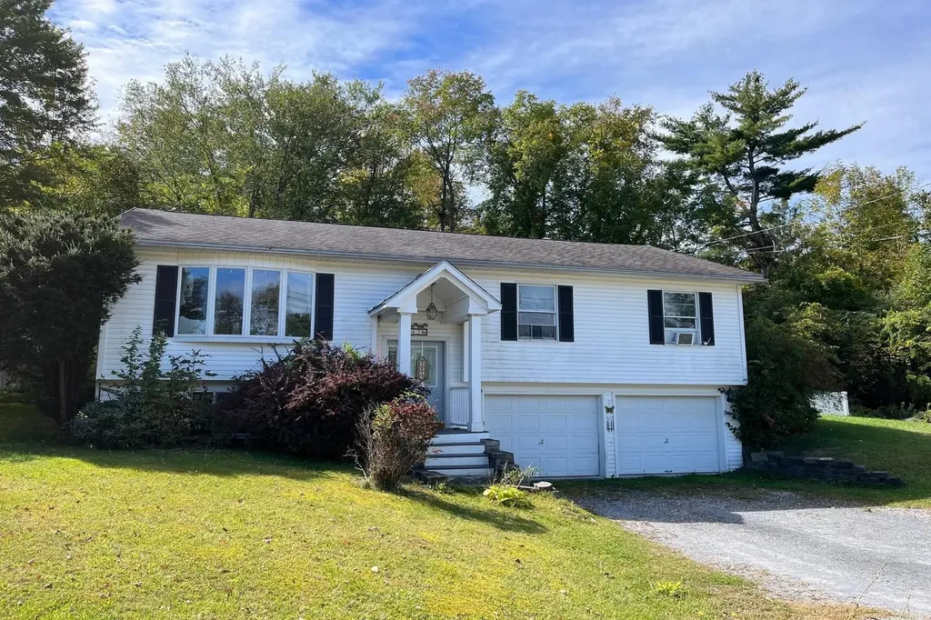 42 Stone Ridge Drive Rutland City VT 05701