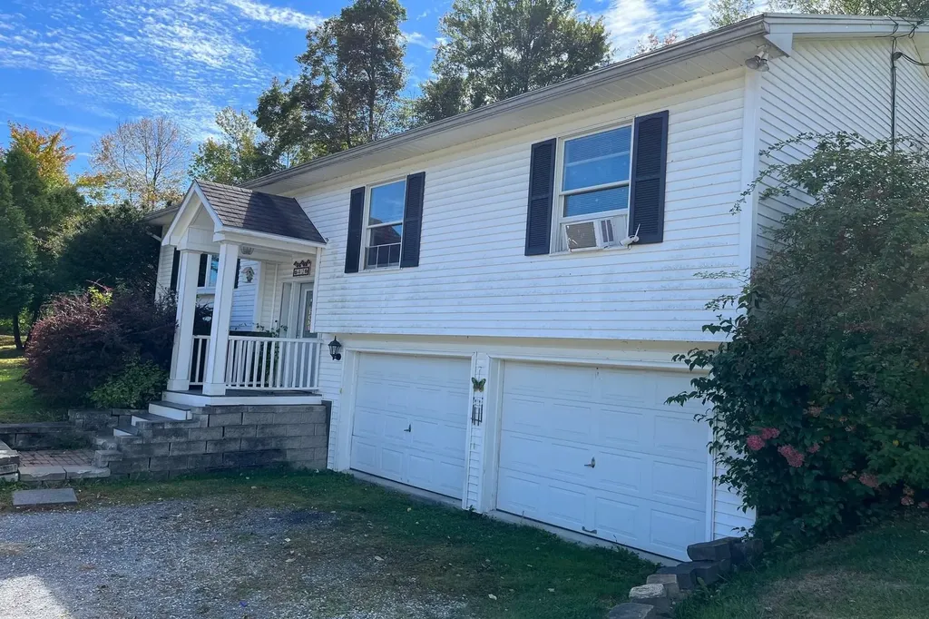 42 Stone Ridge Drive Rutland City VT 05701