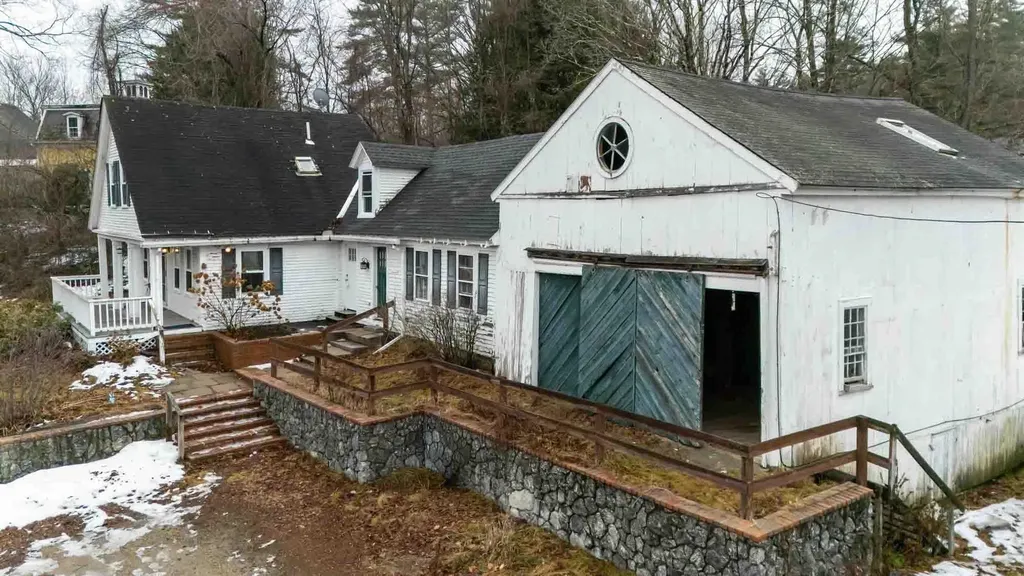 49 Jaffrey Road Peterborough NH 03458